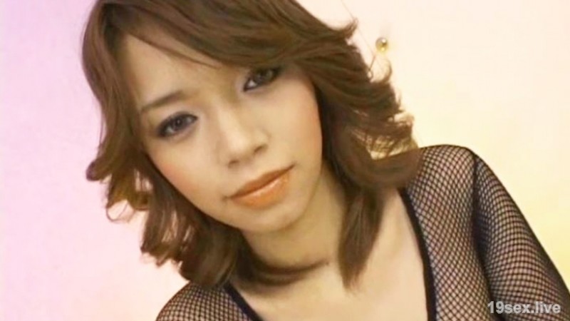 프라이빗에서도 난교할 정도의 에로 걸이 전신 스타킹으로 질 내 사정 3P 섹스! 사정 질 안쪽 주입!