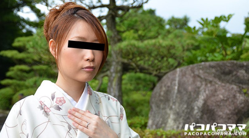 기모노로 쁘띠 노출