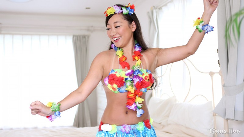 한계까지 허리를 흔든다! 매혹적인 에로틱 댄서