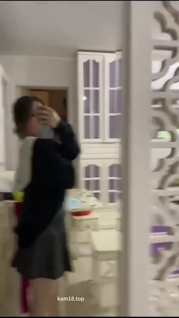 폭풍 섹스에 신음터지는 어린년