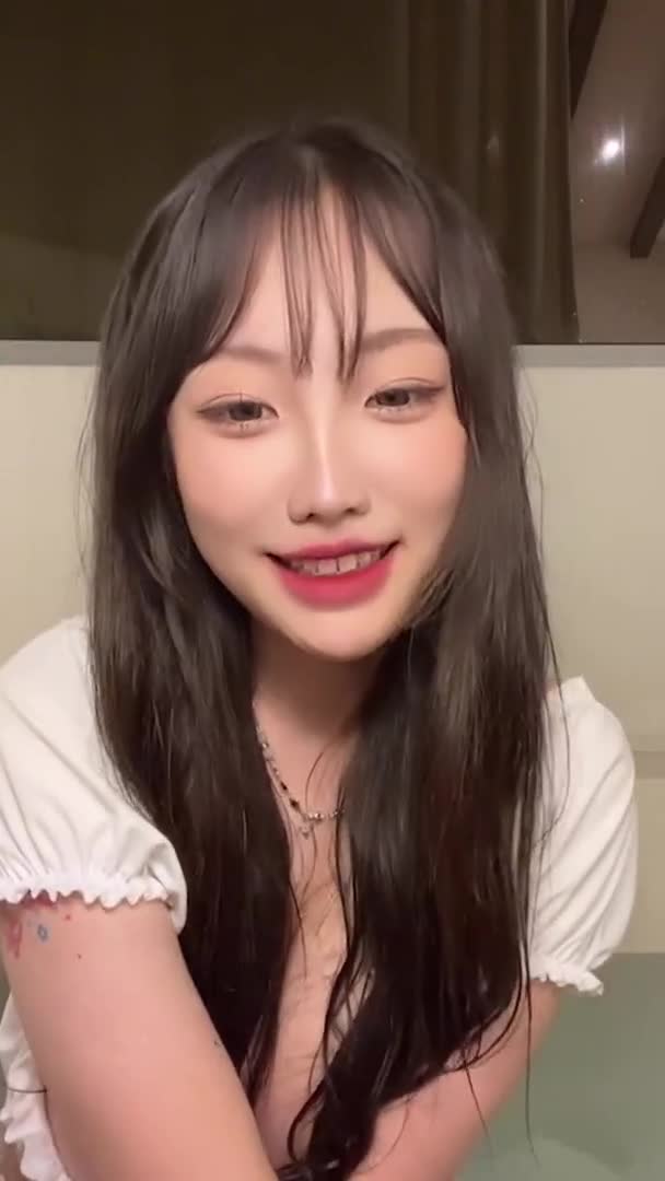이 분 가슴크기 아시는 분