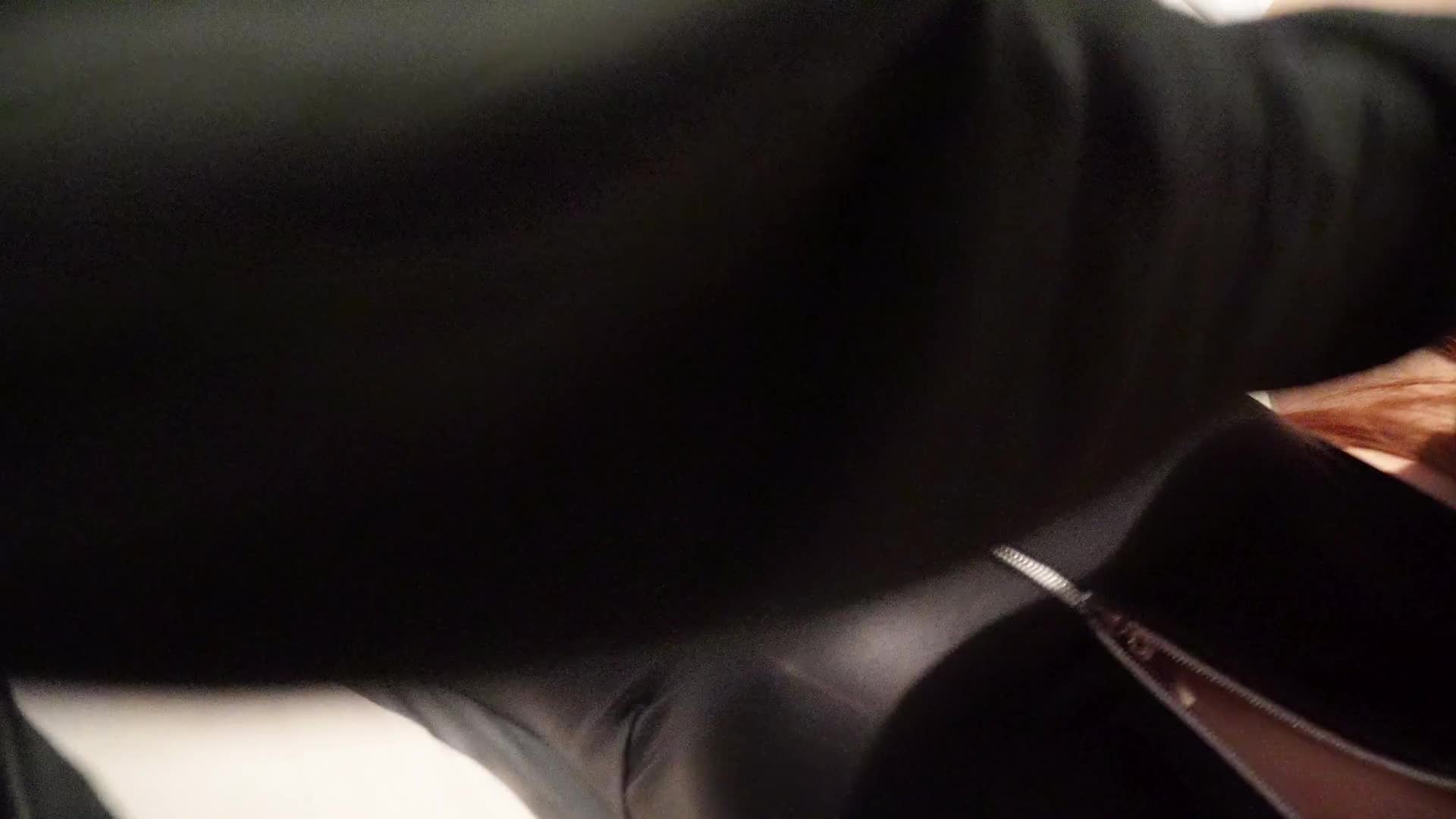 여친 채찍질하며 조련페티시