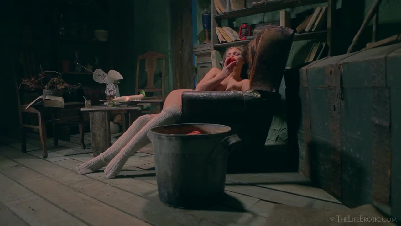 개작살 몸매 자위하다 오르가즘 경련