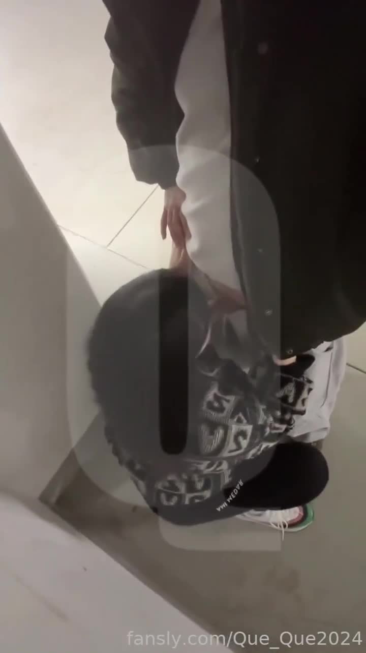 아파트 지하 주차장에서 입싸받는 걸레