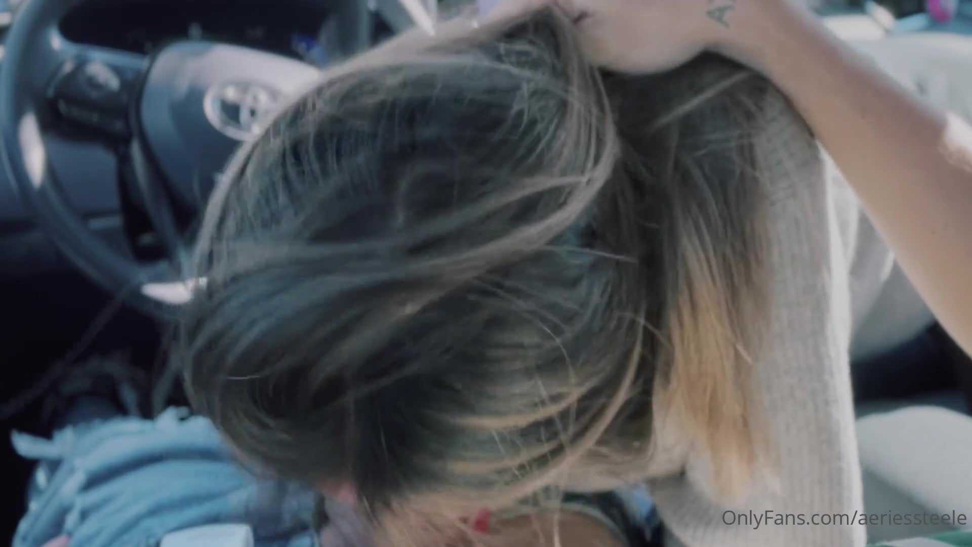 차안에서 남친의 정액 빼먹는 뇬