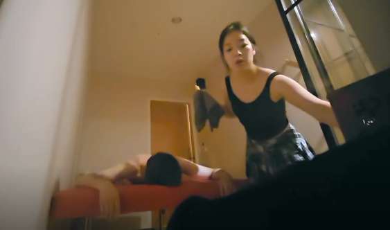 이쁜 매니저에게 편안하게 누워서 받는 릴렉스~~